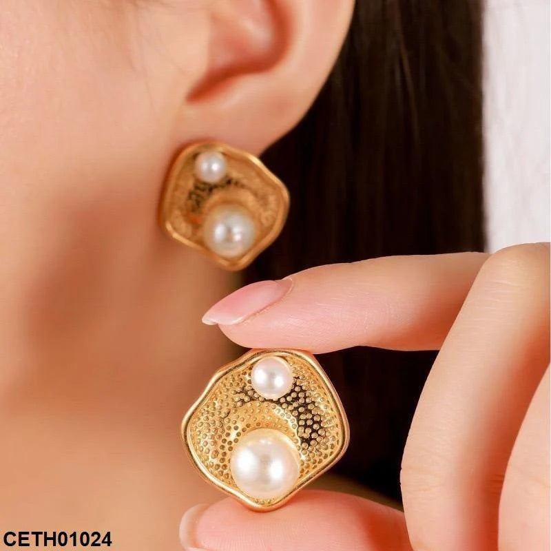 Large Pearl Stud Tops Pair Trendy for Women Stylish & Elegant Design
