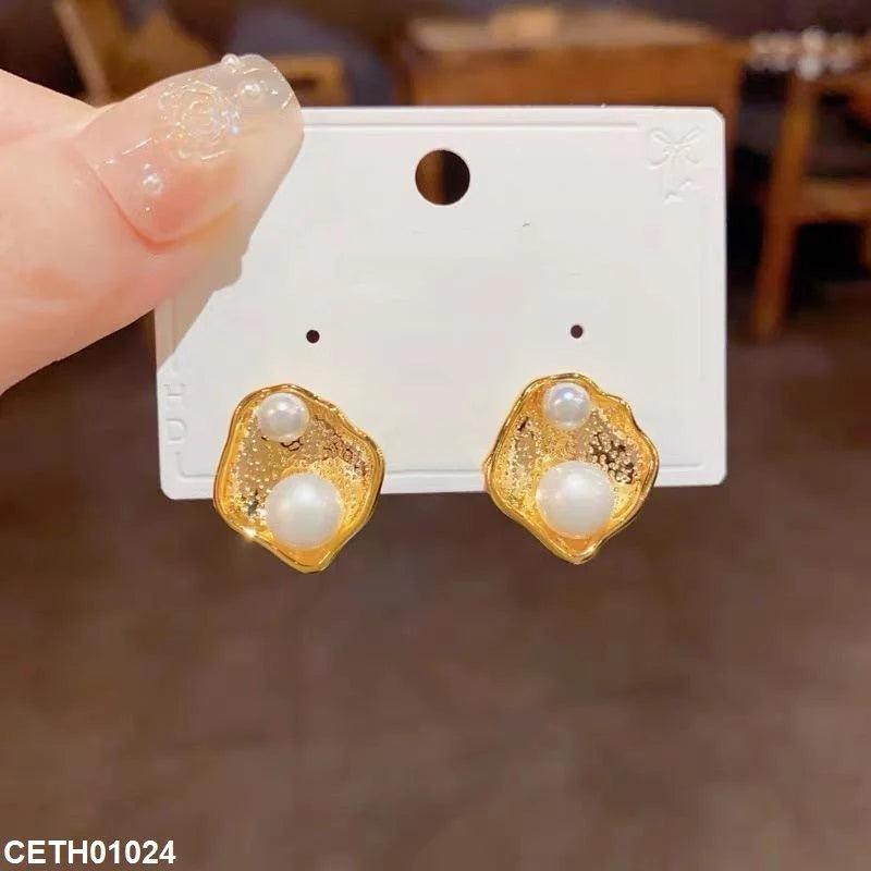 Large Pearl Stud Tops Pair Trendy for Women Stylish & Elegant Design